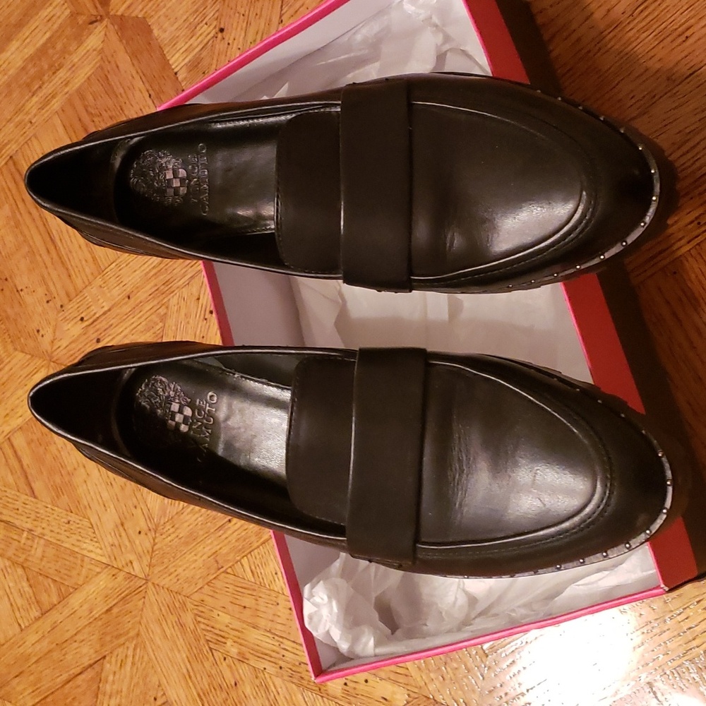 Vince Camuto VC-Golinda lug loafers - Picture 2 of 10
